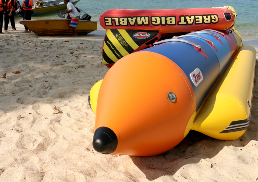 バナナボート : 他のアクティビティとセットがお得です