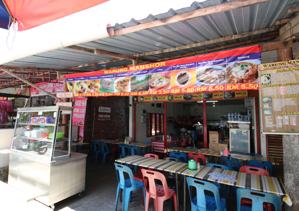 トーストなどもある事から朝食難民の欧米人が多く訪れる店