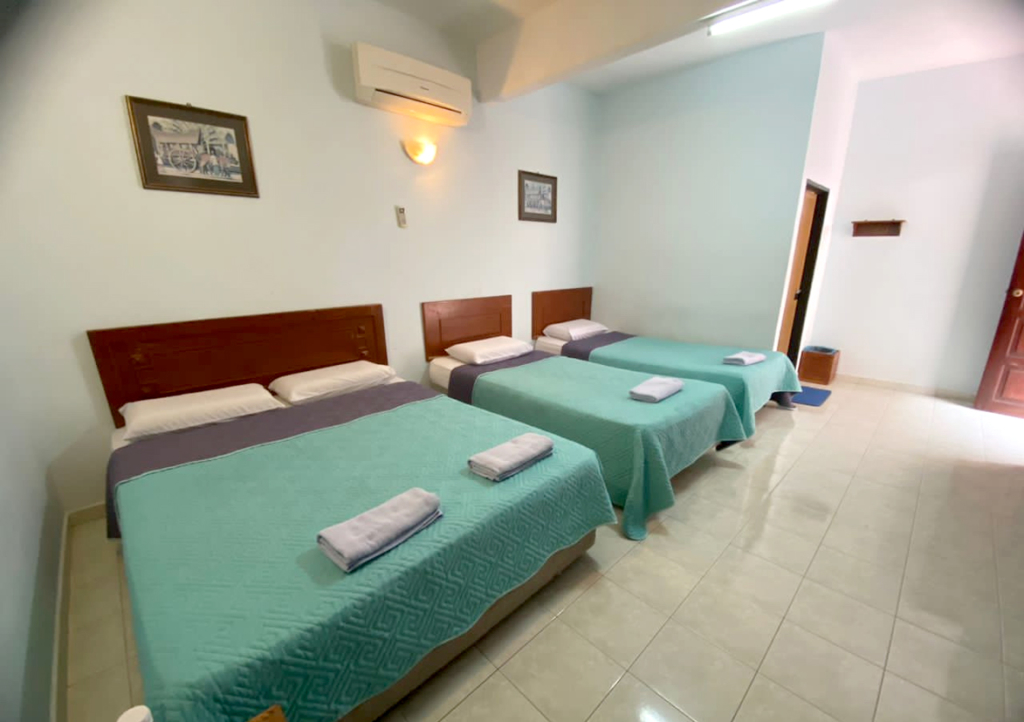 BedRoom2:一軒家タイプはベッドルームがふたつ