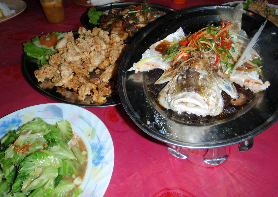 海鮮料理を始めどの料理も辛くないのでお子様にも食べさせやすいです